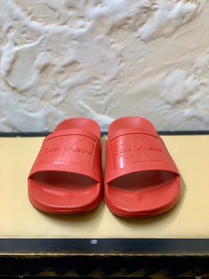 Красные слайды Calvin Klein 1447 фото