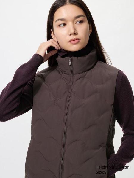 Жилетка Uniqlo бордова PUFFERTECH Seamless Vest 81731 фото