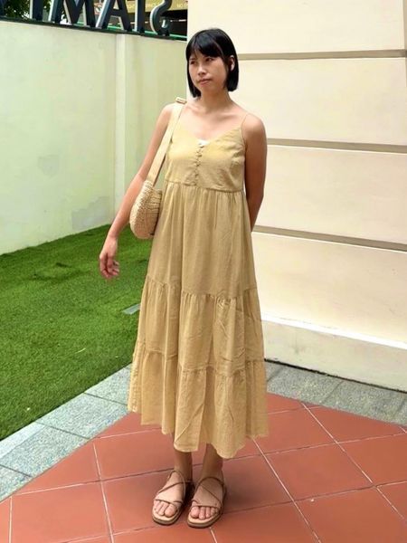 Платье Uniqlo бежевое Crinkle Cotton Camisole Dress  73591 фото