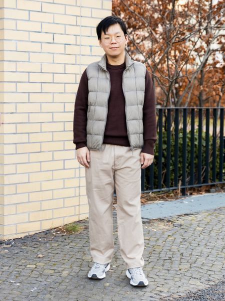 Жилетка Uniqlo бежева PUFFERTECH Vest 8108 фото