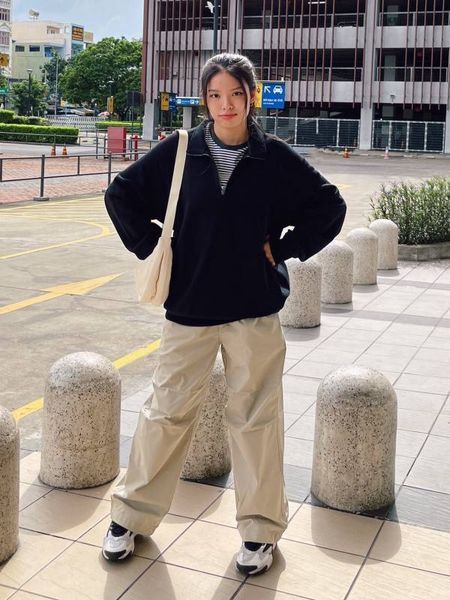 Кофта Uniqlo чорна Half-Zip Sweatshirt 7570 фото