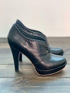Черные ботильоны UGG 855 фото