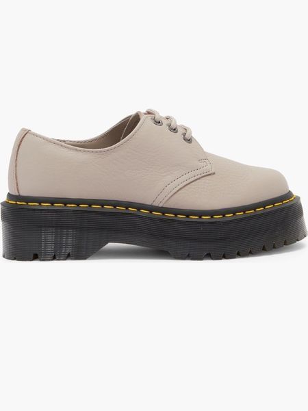 Туфли дерби Dr. Martens бежевые Quad II Platform Derby 7676 фото