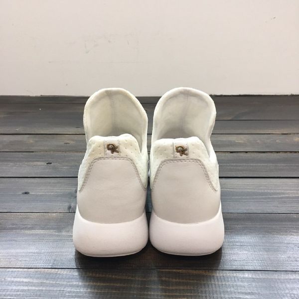 Белые кроссовки Donna Karan 1238 фото