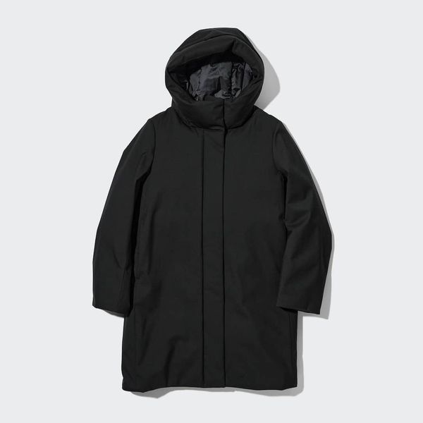Пуховое пальто Uniqlo черное HYBRID DOWN SHORT COAT 592011 фото