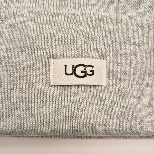 Шапка-бiнi UGG світло-сіра Logo Knit Cuff Beanie  8351 фото