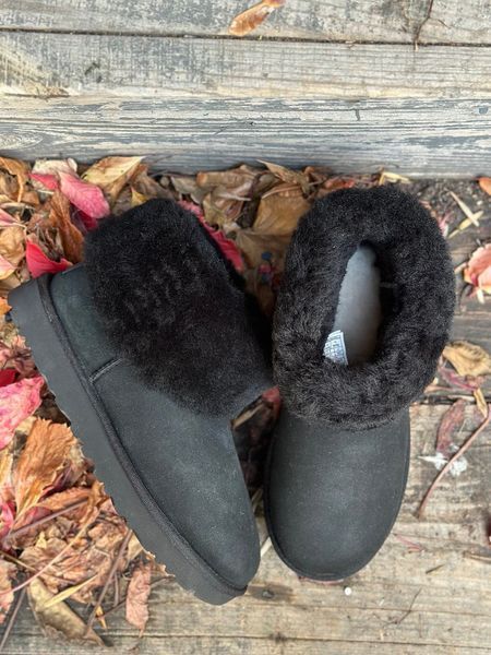 Замшевые UGG CLASSIC MINI FLUFF черные 4617 фото
