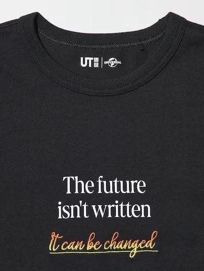 Футболка Uniqlo чорна Universal Movies UT Graphic T-Shirt (Back to the Future)  75001111 фото