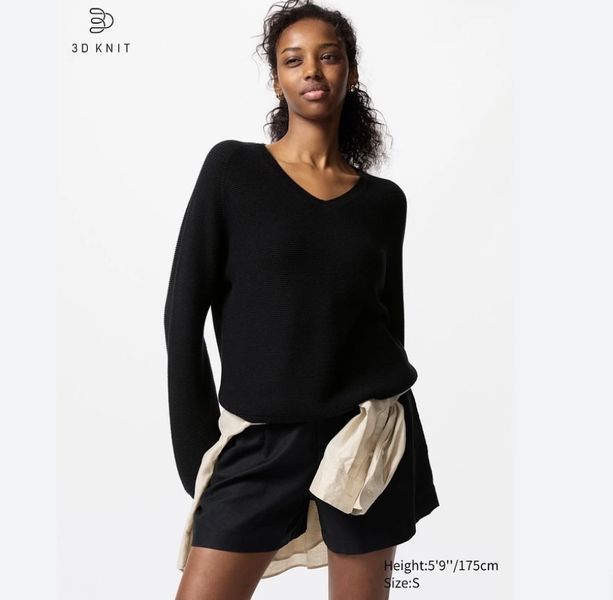Джемпер Uniqlo чорний 3D Knit Seamless Cotton Relaxed V Neck Jumper 78561 фото