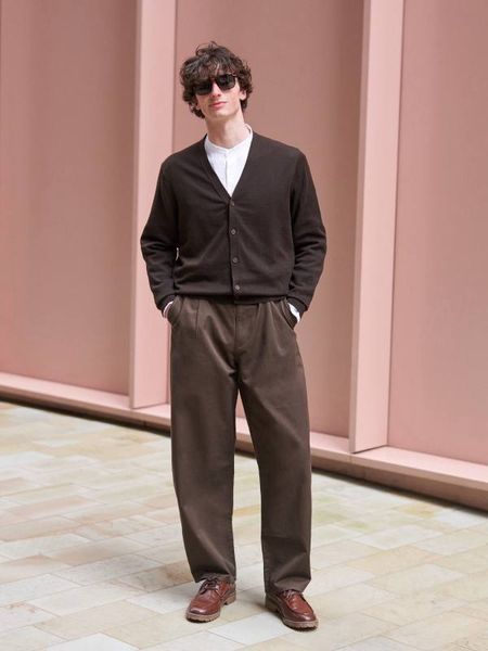 Каржиган Uniqlo коричневий Knitted V-Neck Cardigan 8334 фото