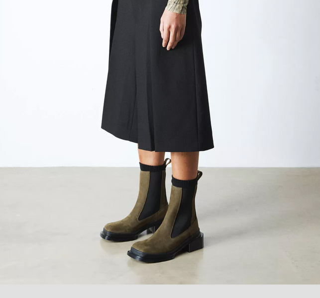 Черевики челсi Dr. Martens оливковi Maybole Tall Chelsea Boot 8596 фото