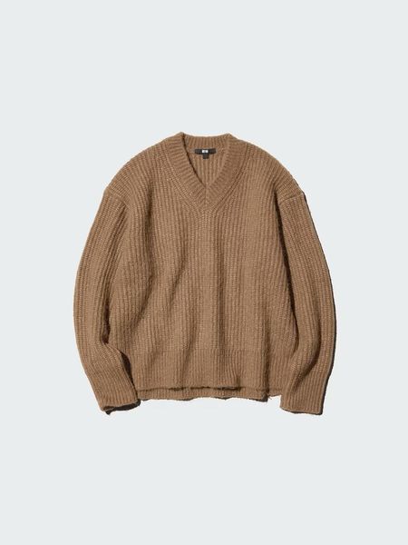 Светр Uniqlo коричневий Fluffy V-Neck Sweater 8189 фото