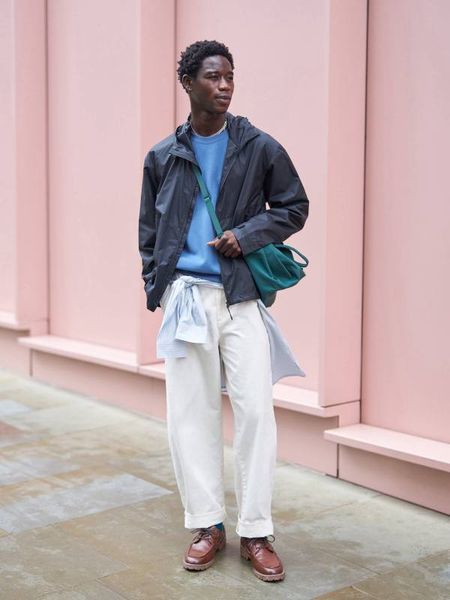Парка Uniqlo:С черная Lightweight Parka 825111 фото