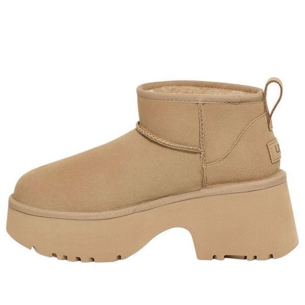 Зимовi UGG свiтло-бежевi Classic Ultra Mini New Heights Platform Boot  8598 фото