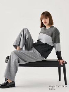 Светр Uniqlo сірий Souffl&eacute; Yarn Crew Neck Jumper (Colour Block) 7541 фото