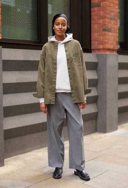 Рубашка Uniqlo оливковая вельветовая Corduroy Long Shirt Jacket 79081 фото