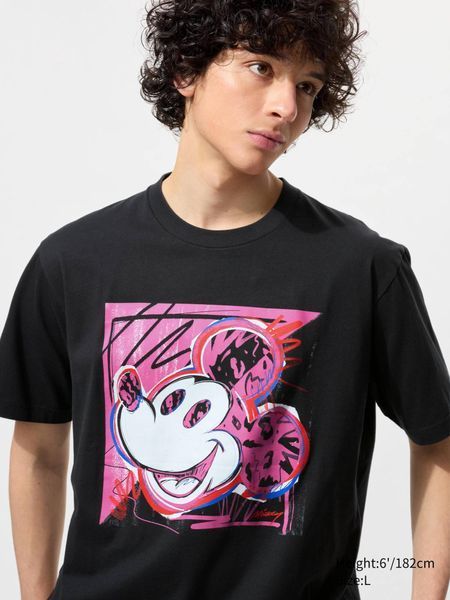 Футболка Uniqlo черная Disney's Mickey Faces UT Graphic T-Shirt 8028111 фото