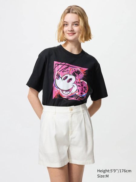 Футболка Uniqlo черная Disney's Mickey Faces UT Graphic T-Shirt 8028111 фото