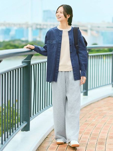 Рубашка Uniqlo синяя вельветовая Corduroy Long Shirt Jacket 790911 фото