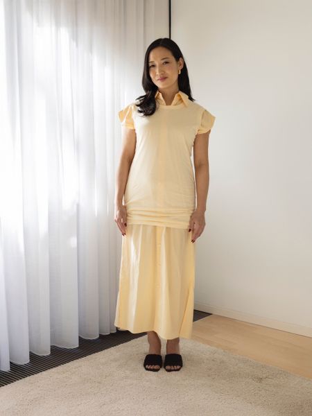 Платье Uniqlo светло-оранжевое из серии U Cotton Shirt Dress | Sleeveless 74651 фото