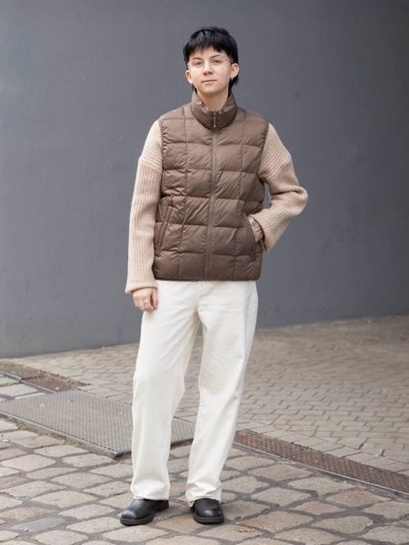 Жилетка Uniqlo коричнева PUFFERTECH Vest 7997 фото