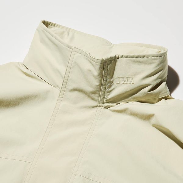 Ветровка Uniqlo&JW Anderson оливковая Windproof Stand Blouson 83401 фото