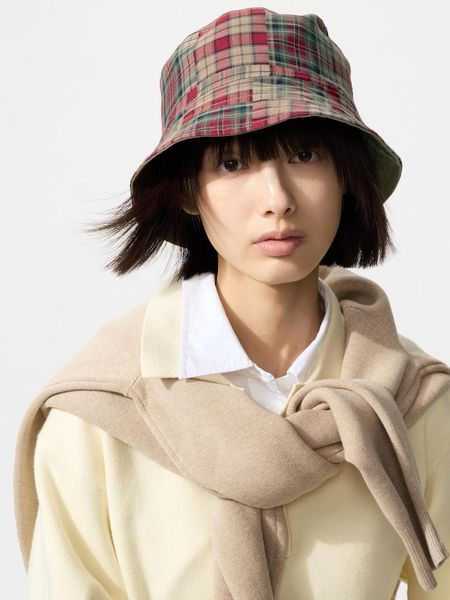 Панама Uniqlo бежева UV Protection Reversible Bucket Hat 8427 фото