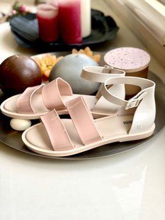 Босоножки Melissa бело-пудровые MODEL SANDAL 5621 фото