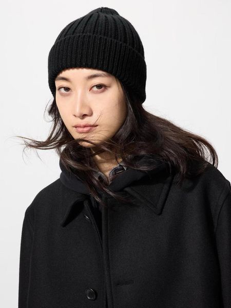 Шапка Uniqlo чорна HEATTECH Ribbed Beanie  8235 фото