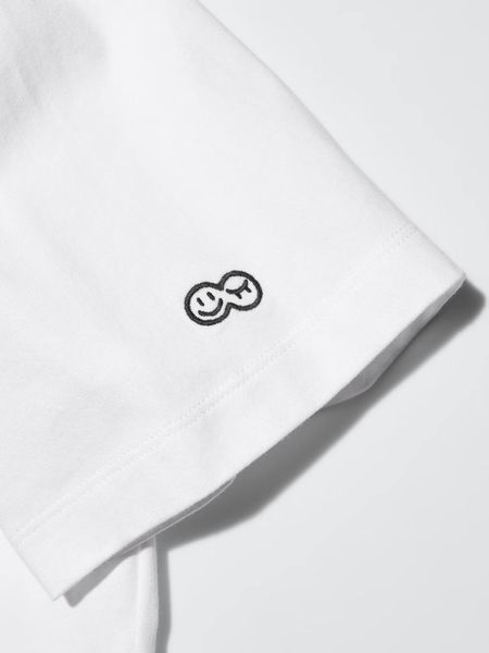 Футболка Uniqlo белая Tamagotchi UT Graphic T-Shirt 8271 фото