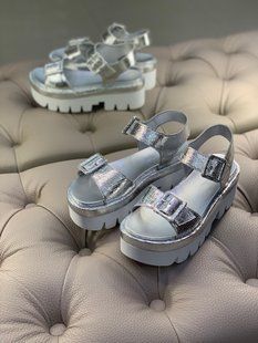 Cеребристі босоніжки на платформі Kendall + Kylie 1383 фото