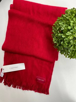 Шарф Calvin Klein в красном цвете 3679 фото