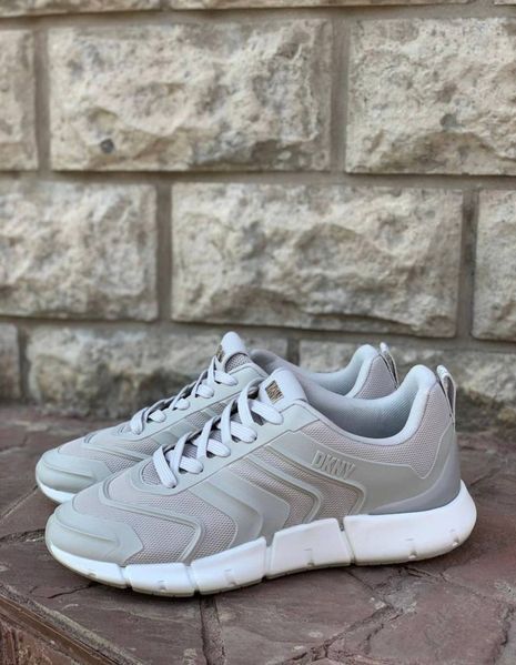 Кроссовки DKNY серые Adina Sneaker​​​​​​​ 7889 фото