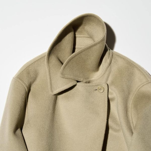 Пальто Uniqlo:C бежевое Wool Blend Wrap Coat  72401 фото